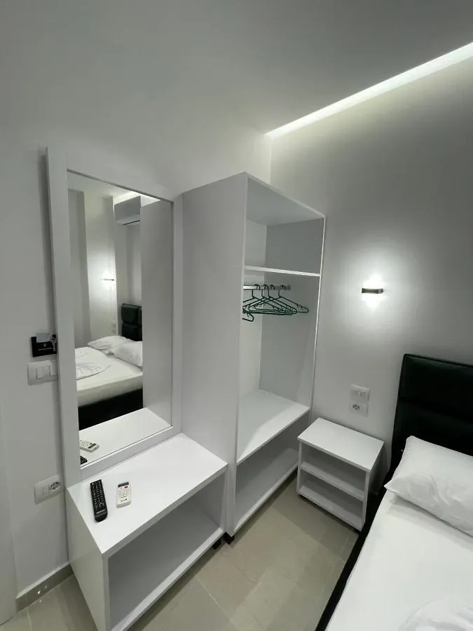 Apartment Vila Zogaj Ksamil Albania